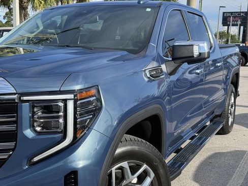 Used 2024 GMC Sierra 1500 SLT w/ SLT Premium Plus Package AWD/4WD image 6
