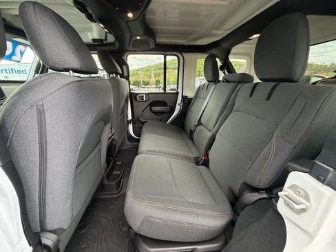 Used 2024 Jeep Wrangler Unlimited w/ Convenience Group AWD/4WD image 36