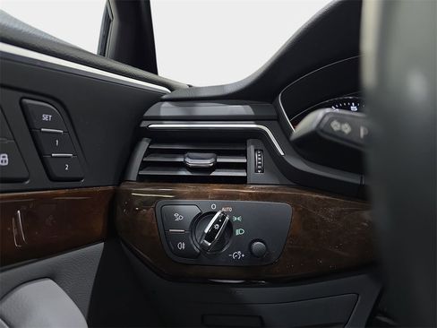 Used 2017 Audi A4 2.0T allroad Premium w/ Audi MMI Navigation Plus image 27