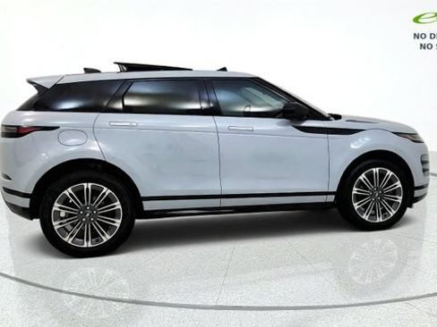 Used 2024 Land Rover Range Rover Evoque Dynamic SE AWD/4WD image 9