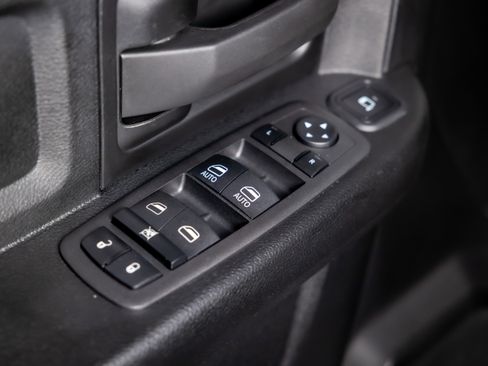 Used 2024 RAM 3500 Tradesman w/ Safety Group image 35