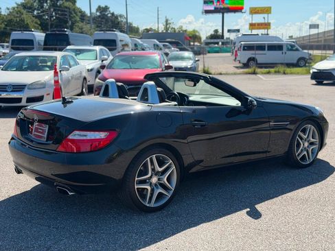 Used 2013 Mercedes-Benz SLK 250 image 9