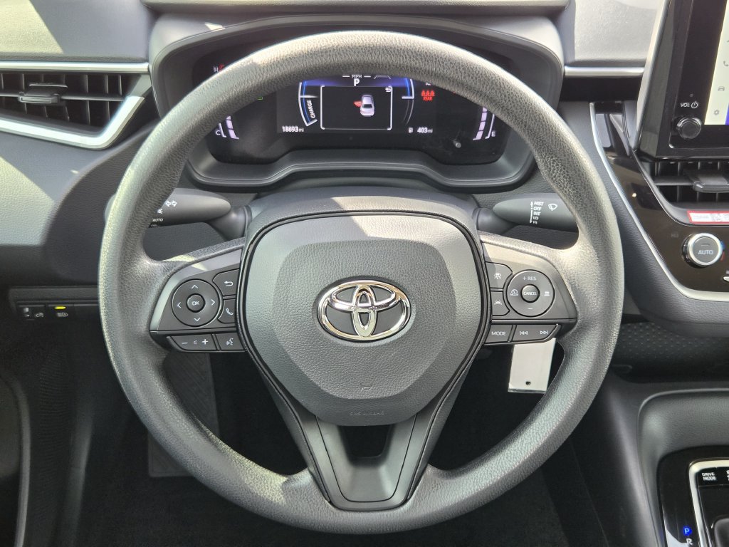 Used 2026 Toyota Corolla LE FWD image 15