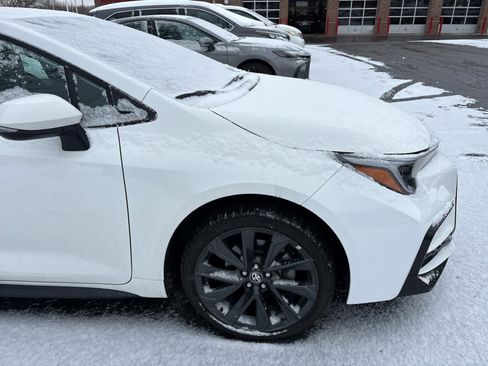 Certified 2025 Toyota Corolla SE image 21