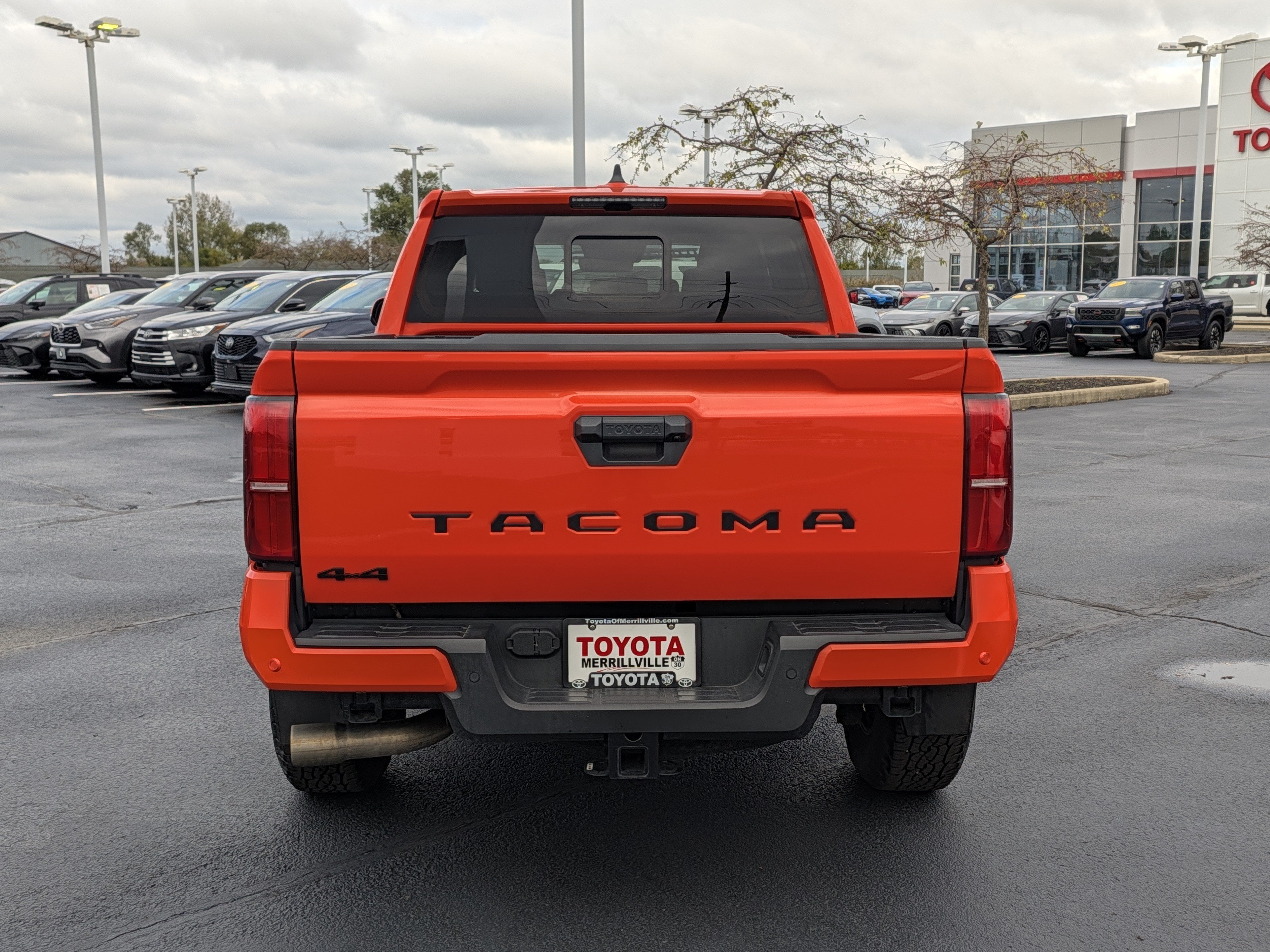Used 2024 Toyota Tacoma TRD Off-Road w/ TRD Off Road Upgrade Package AWD/4WD image 7