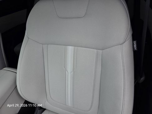Used 2025 Hyundai Tucson SEL FWD image 14