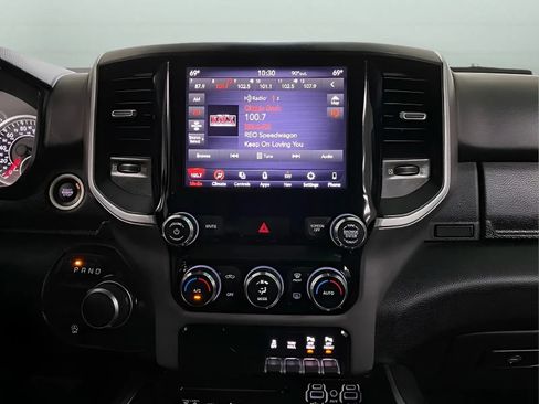 Used 2019 RAM 1500 Big Horn RWD image 18