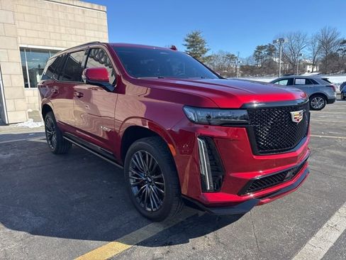 Used 2023 Cadillac Escalade V image 3