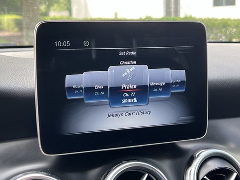 Used 2019 Mercedes-Benz GLA 250 4MATIC image 25