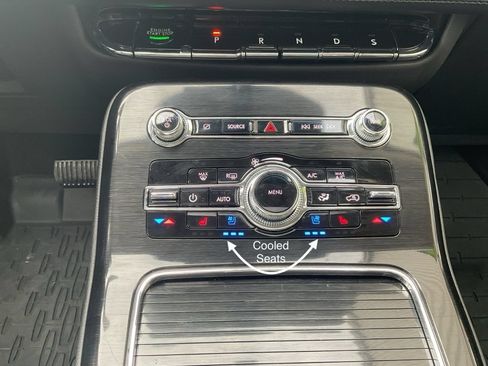 Used 2023 Lincoln Nautilus Reserve w/ Equipment Group 202A AWD/4WD image 13