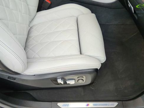 Used 2023 BMW X6 xDrive40i w/ Executive Package AWD/4WD image 23
