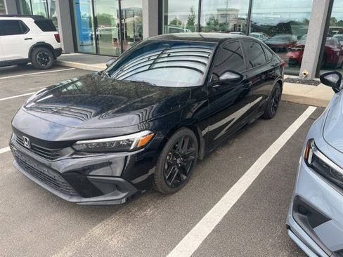 Used 2022 Honda Civic Sport image 4