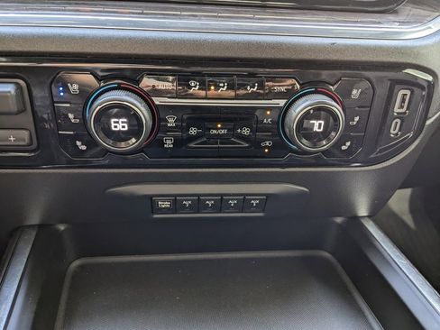 Used 2024 Chevrolet Silverado 2500 LTZ w/ LTZ Plus Package image 70