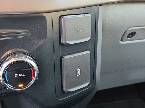 Used 2025 Ford F150 XLT w/ Equipment Group 301A Standard image 24