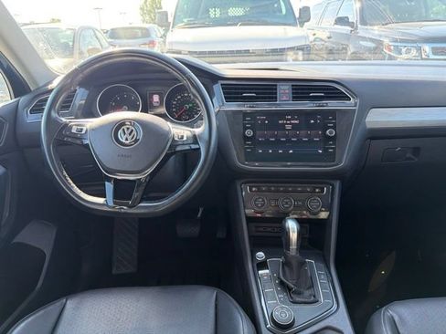Used 2019 Volkswagen Tiguan SE w/ Panoramic Sunroof Package AWD/4WD image 19