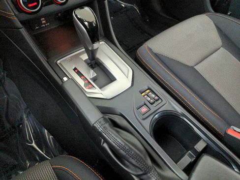 Used 2022 Subaru Crosstrek 2.0i Premium image 19