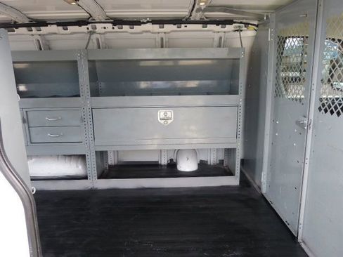 Used 2021 Chevrolet Express 2500 w/ Driver Convenience Package image 19