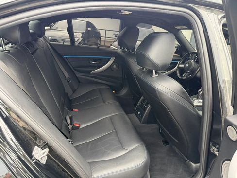 Used 2018 BMW 340i xDrive Sedan AWD/4WD image 19