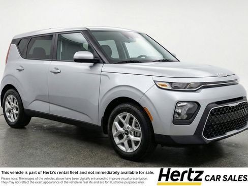Used 2025 Kia Soul LX w/ LX Technology Package FWD image 1
