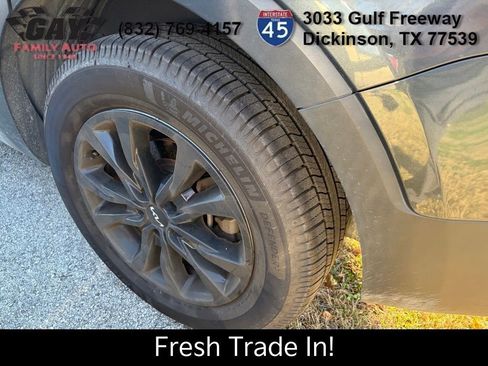 Certified 2022 Kia Telluride LX image 6