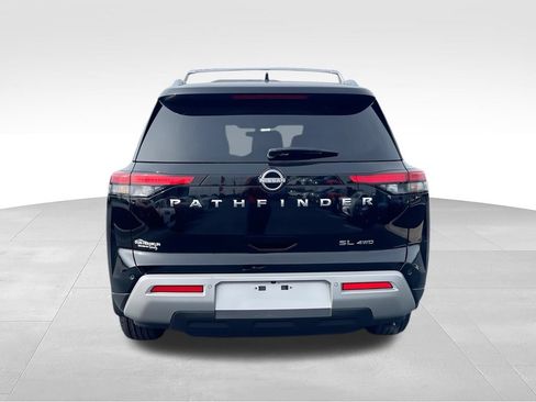 Used 2023 Nissan Pathfinder SL AWD/4WD image 7