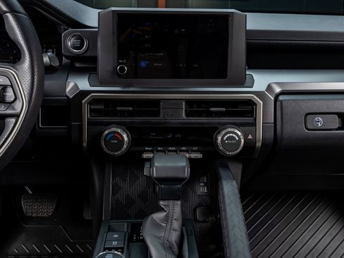 Used 2025 Toyota 4Runner SR5 image 20