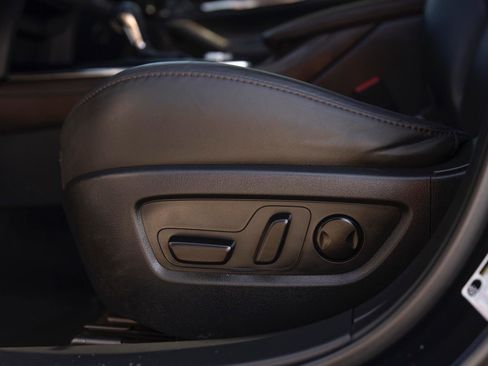 Used 2025 MAZDA CX-30 2.5 Turbo w/ Premium Plus Pkg image 12