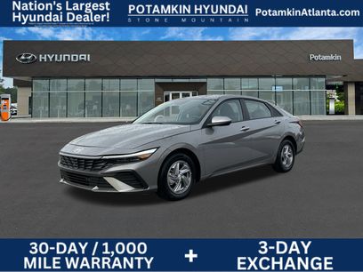 Used 2024 Hyundai Elantra SE