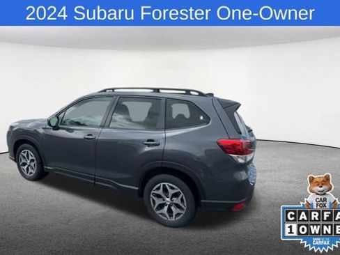 Used 2024 Subaru Forester Premium image 7