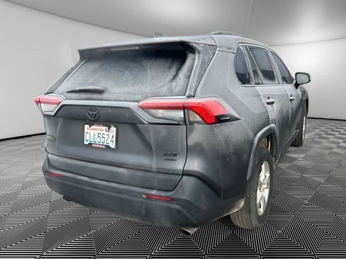 Used 2021 Toyota RAV4 XLE w/ XLE Grade Weather Package image 7