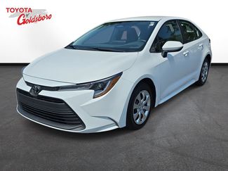 Used 2025 Toyota Corolla LE FWD video 1