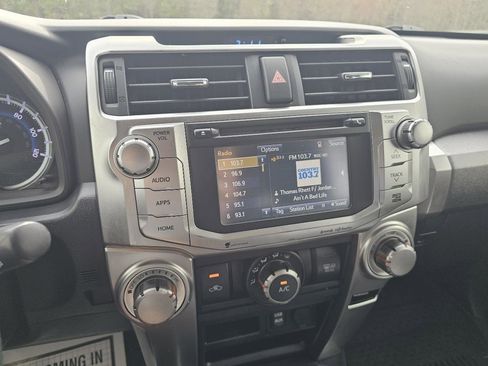 Used 2017 Toyota 4Runner SR5 image 12