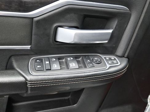 Used 2024 RAM 3500 Big Horn image 11