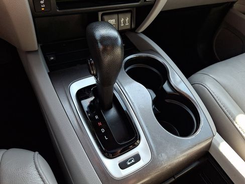 Used 2016 Honda Pilot EX-L image 16