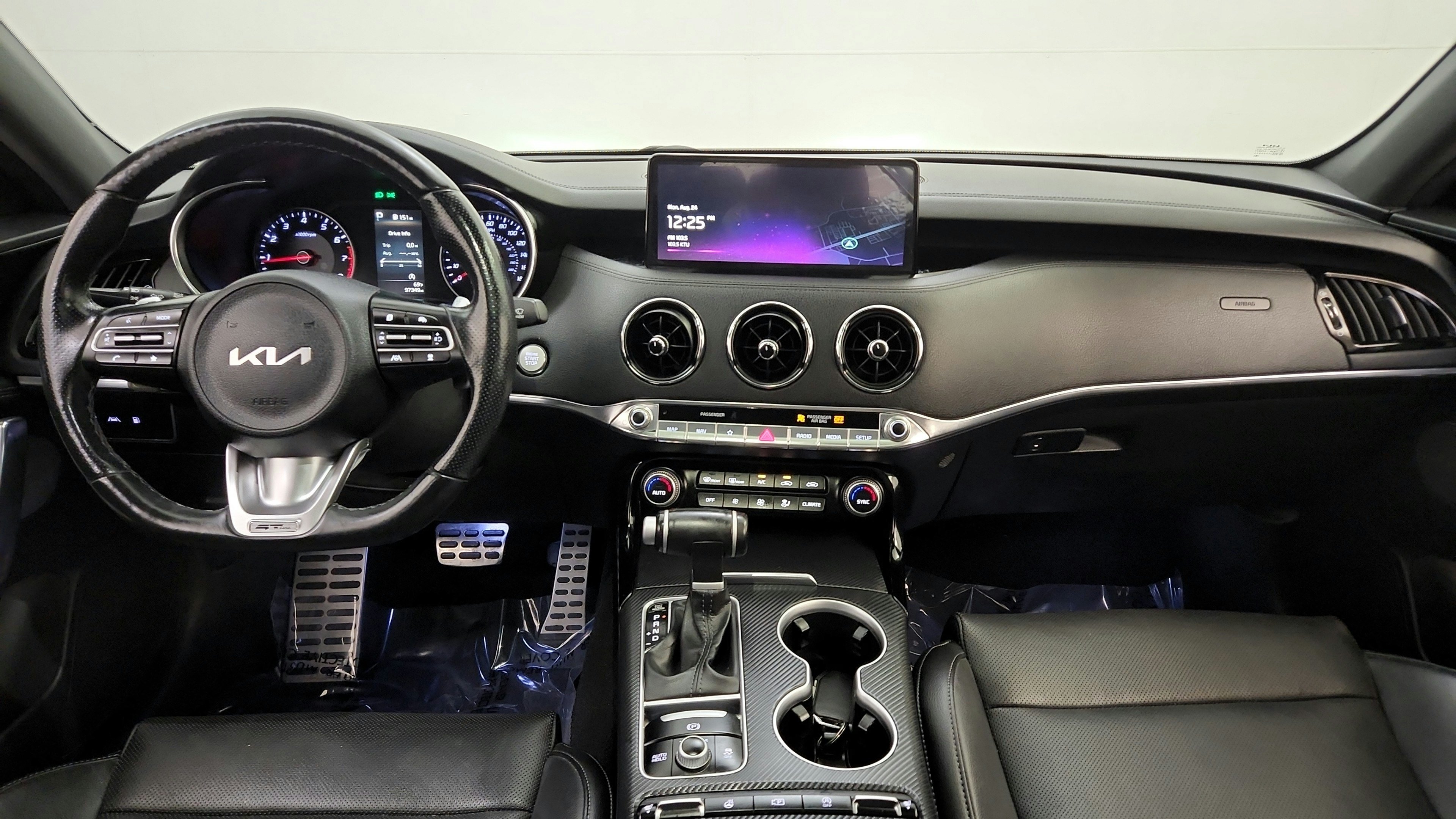 Used 2023 Kia Stinger GT-Line w/ Sun & Sound Package AWD/4WD image 21