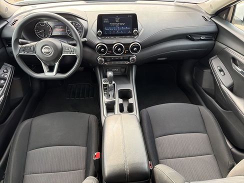 Used 2024 Nissan Sentra SV FWD image 18