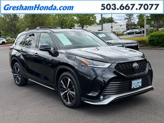 Used 2021 Toyota Highlander XSE AWD/4WD video 1