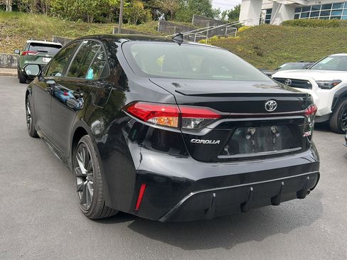 Used 2024 Toyota Corolla XSE image 3