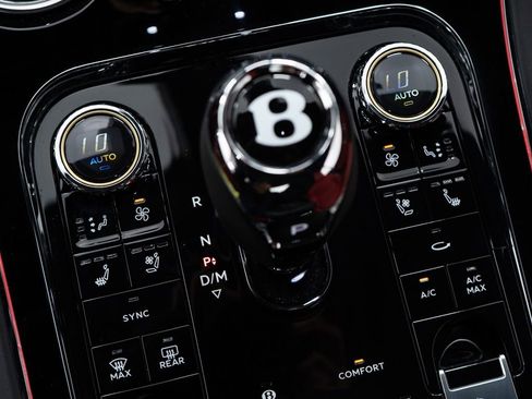 Used 2024 Bentley Continental GT V8 AWD/4WD image 32