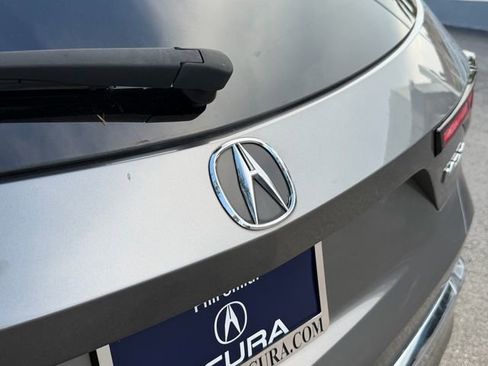 Used 2023 Acura MDX FWD image 12