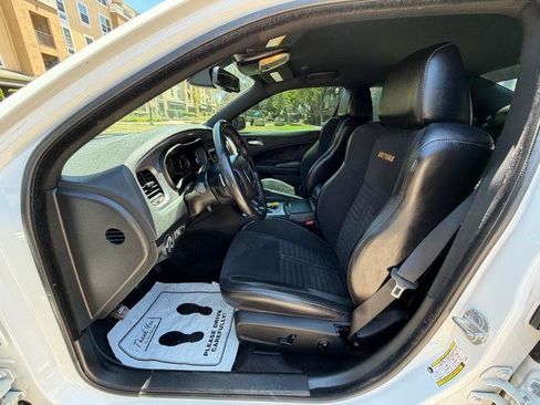 Used 2018 Dodge Charger R/T RWD image 36