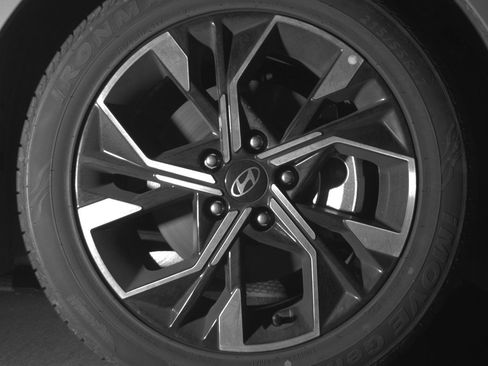 Used 2025 Hyundai Sonata SEL image 13