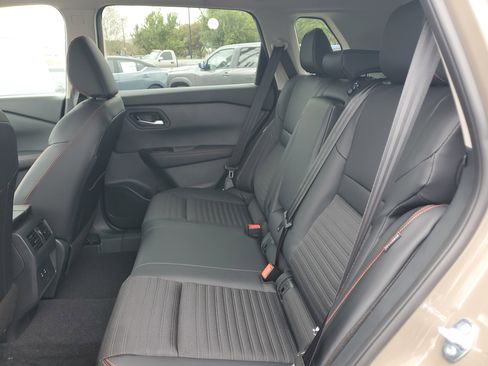 New 2026 Nissan Rogue SV image 11