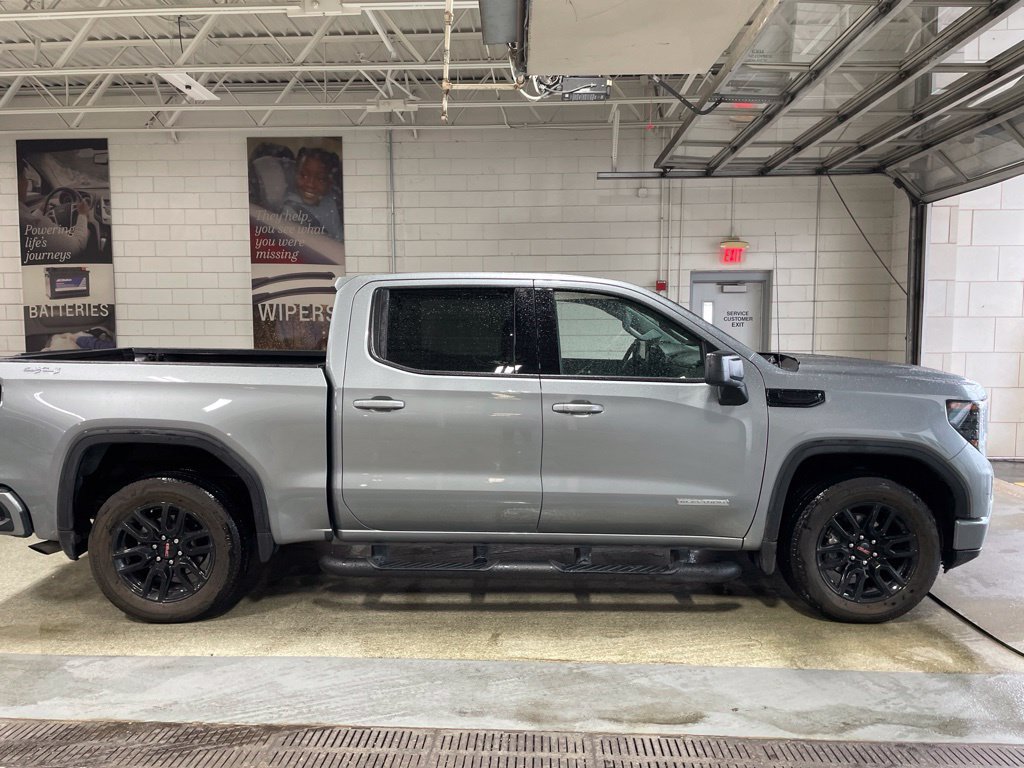 Used 2024 GMC Sierra 1500 Elevation AWD/4WD image 7
