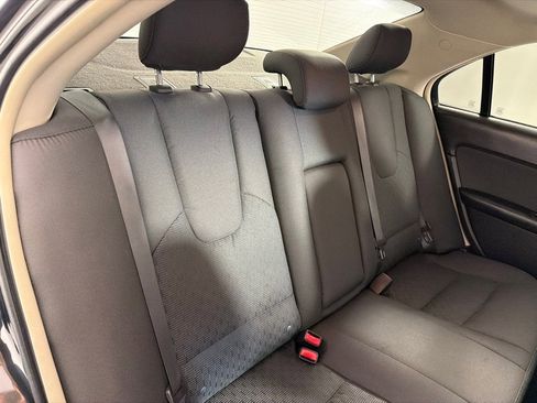 Used 2011 Ford Fusion SE w/ 202A Rapid Spec Order Code FWD image 22