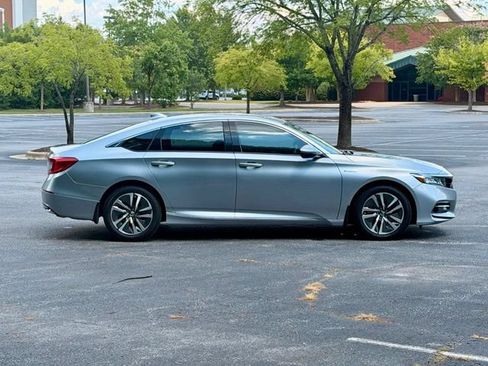 Used 2018 Honda Accord EX-L image 9