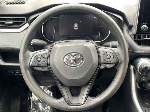 Certified 2023 Toyota RAV4 LE image 21