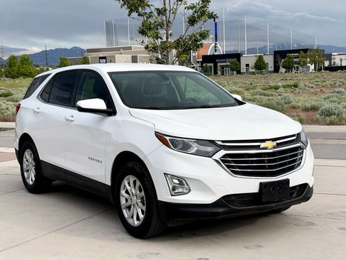 Used 2018 Chevrolet Equinox LT AWD/4WD image 3