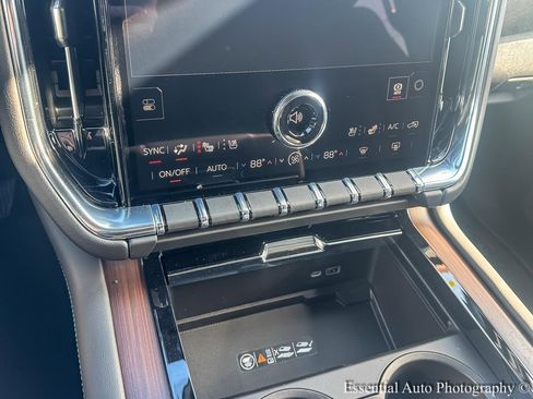 New 2026 GMC Yukon Denali w/ Denali Reserve Package image 25