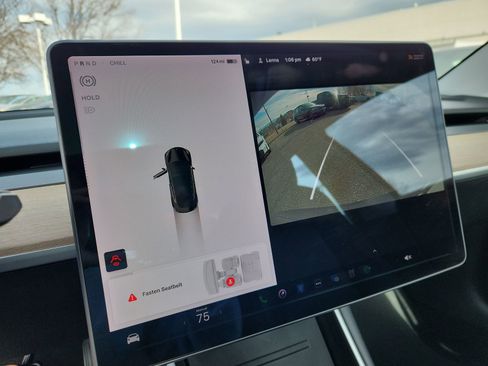 Used 2018 Tesla Model 3 Long Range image 22